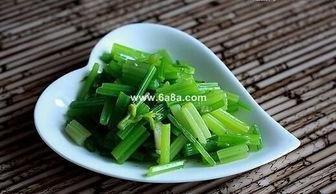 吃茄瓜可以吃芹菜吗,同餐共食的健康搭配指南