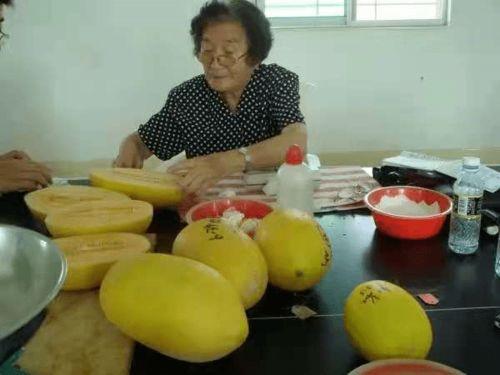 夫夫怀孕吃瓜,娱乐圈的甜蜜“瓜”事