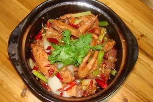 重庆鸡公煲吃瓜