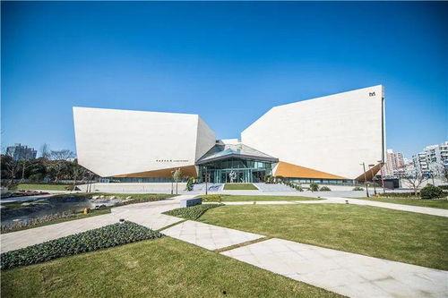 烟台美术馆吃瓜